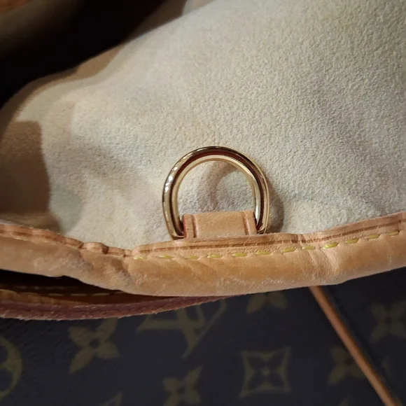 Authentic Louis Vuitton Galliera PM - Picture 12 of 16